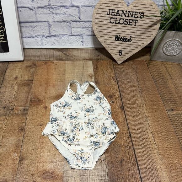 2 Carter’s Little Planet floral Patterned One Piece Bathing Suit bundle 24 M - Picture 8 of 11